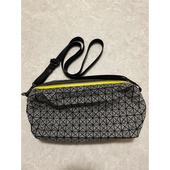 Bao Bao Isey Miyaki Crossbody Bag - Picture 4 of 12